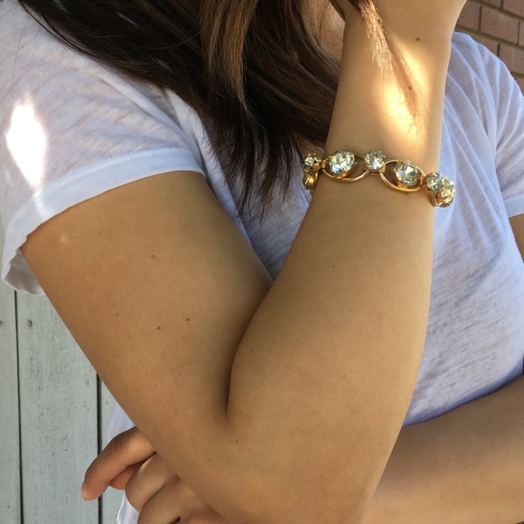 Gold & Rhinestone Bracelet. - Picture 2 of 3